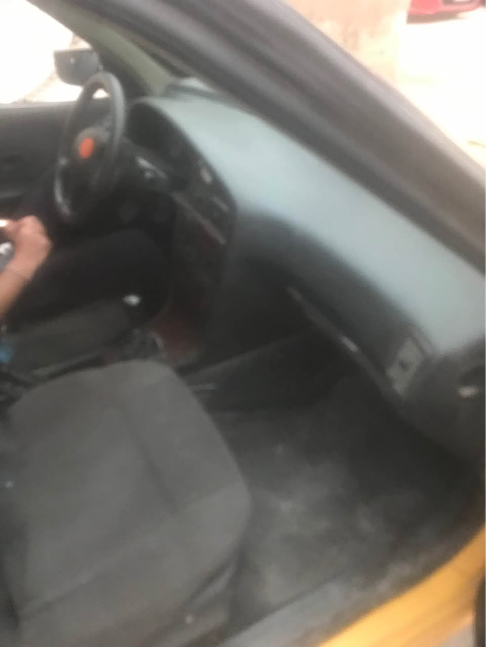 بيجو بارص ٢٠١٥ بلاديه مكينه وكير وداخل كله نضيف غرامات هيئه اني اتكفل بيها السعر ٣٢ 
الرقم *********** بغداد / الشعب بغداد, العراق
