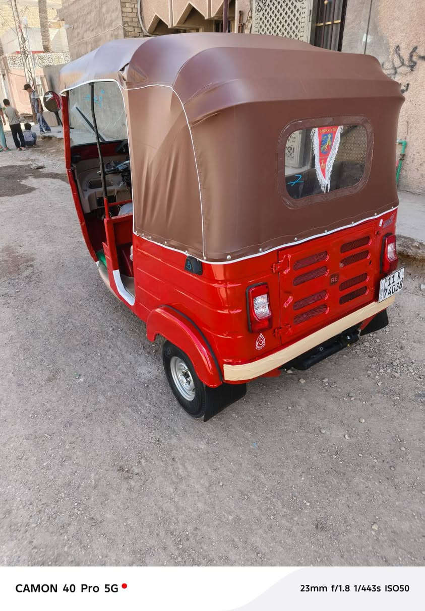 سلام عليكم تكتك موديل ١٨شهر ١٢ كير مكينه اكسل خير من الله كهربيات كله شغاله رقم سنويه تحويل ثاني يوم تخم تاير دوشمه جديدة جادر جديد خياس مابيه اي نقص مابيه كبل للشارع الف مذب عليه صبغ عام جماليه فقط بدون ضربه السعر ٤٩٠٠ وبيه شي بصيط مكاني بغداد الغزاليه
***********
