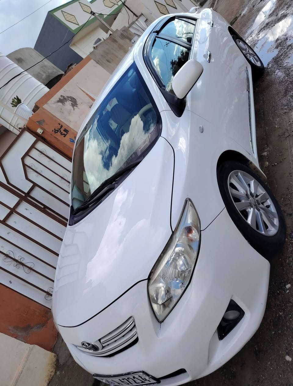 كورلا 2010 كلين بدون صبغ محرك ١٨٠٠ كير تبريد شرط محرك ما مفتوح كفاله السعر115بيها مجال  ***********

