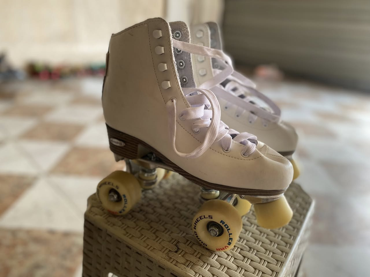 سكيت بالة جملة
عدد ٩ ازواج سكيت بآلة مستعمل بحالة جيدة 
السعر زوج  8 و نص توصيل اكو و بلاش 

مفرد ماكو و لا احد يراسل


**إذا كنت صاحب هذا الإعلان وتريد حذفه لأي سبب، رجاءا أرسل رسالة إلى الدعم الفني**