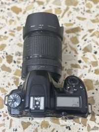 نيكون D7500 • كامرا • عدسة