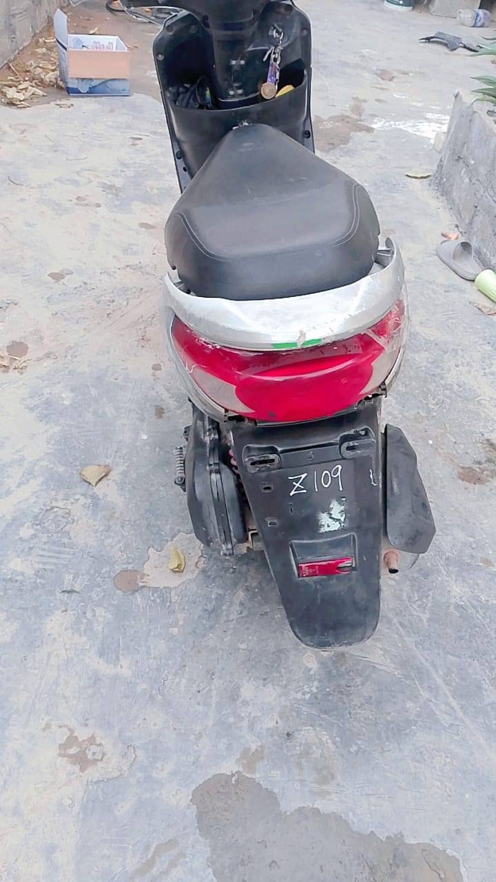 سلام عليكم دراجه بريز موديل21الدراجه خير من الله كفاله عامه الدراجه ع وضع الكفاله  شرط الترقيم خير من الله 
لايت امامي خلفي شغال كلشي جديد بيها  بيع او مراوس بكير 
***********
