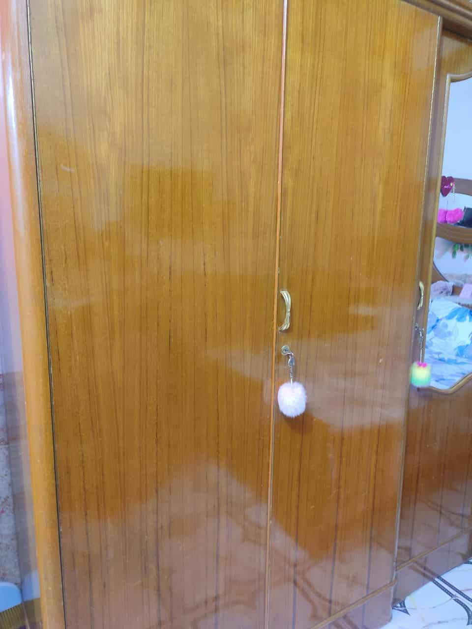 مرحباا غرفه عراقيه صاح
نضبفه  ما بيه اي ضرر ابداً للبيع نجف رضويه او جريويه السعر 500 وبيه مجال رقمي للتواصل ***********
