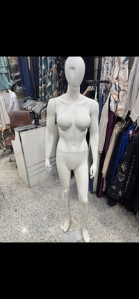 ملكانات عدد ٤ اخو الجديد استعمال قليل جدا السعر ١٠٠ الف قفل سعر الواحد...