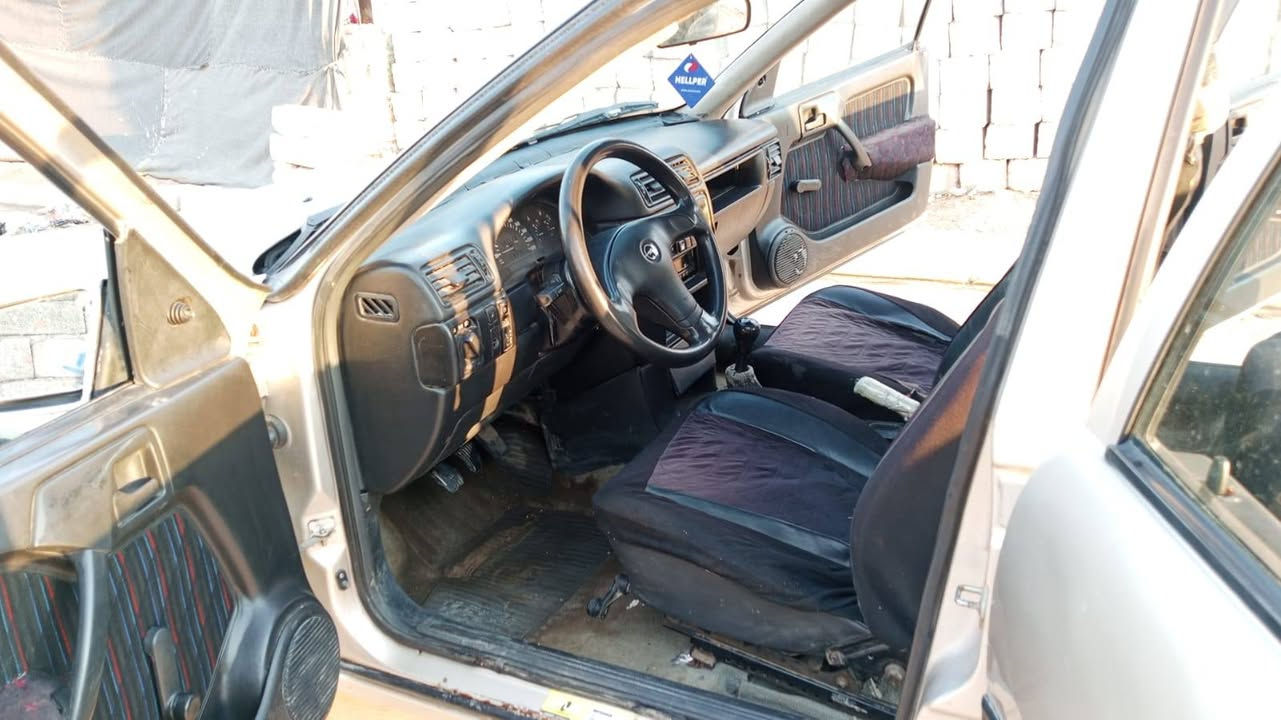 سيارة فكترة لبيع رقم نينوى خصوصي حجم 16 لون رصاصي محرك وكير شرط سعر 48بيها مجال ***********
