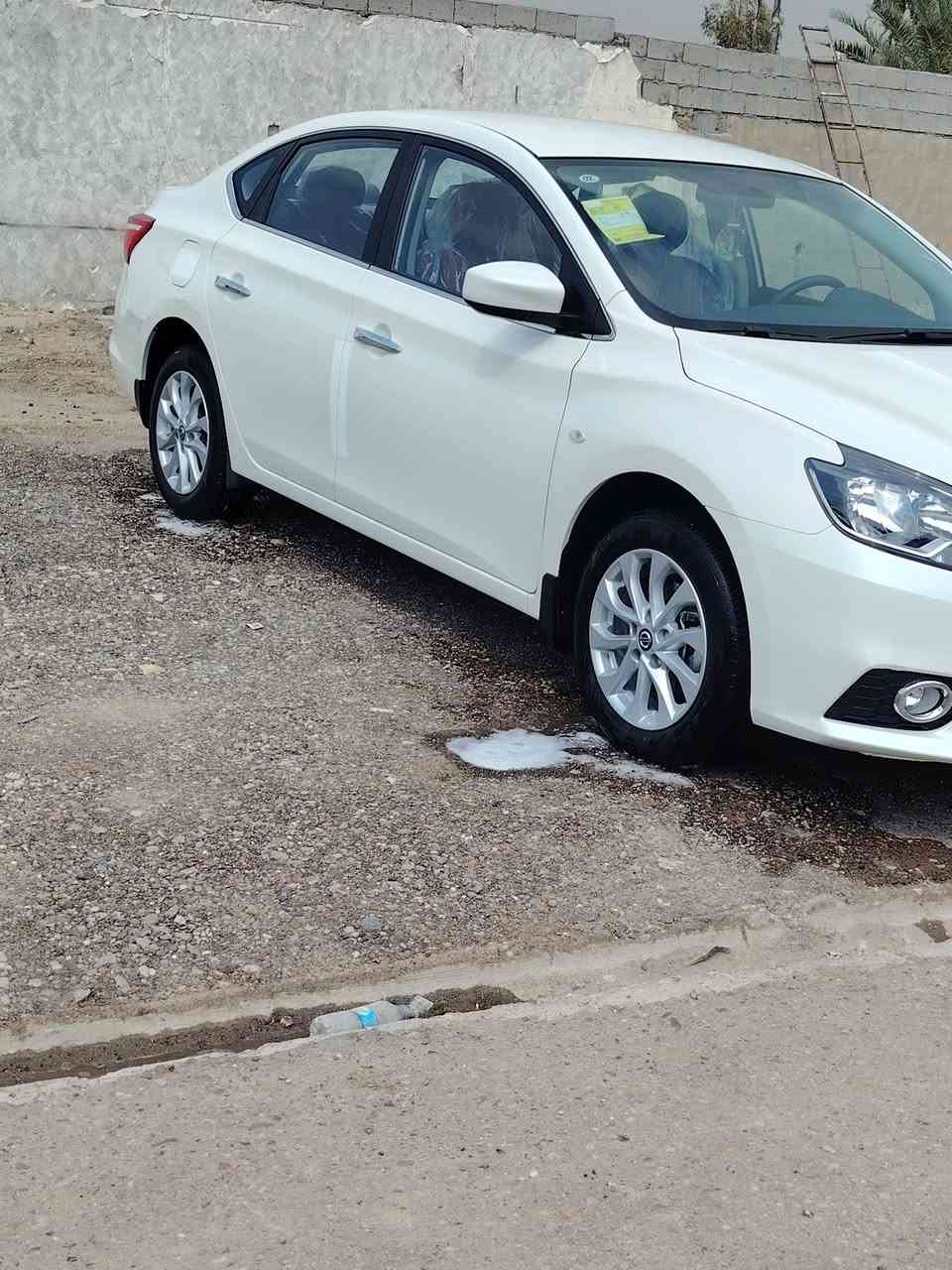 سنترا 2025 داخل جلد أحمر 6500 ماشيه رقم أربيل كفاله عامه السعر 127 بكان بغداد حي البتول ***********
