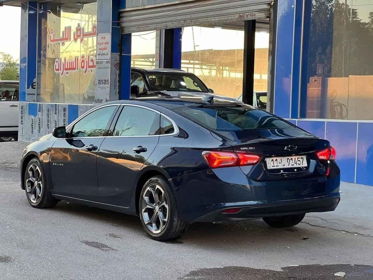 السلام عليكم
ماليبو ٢٠٢٠ Lt ماشيه 90 ألف كيلو 

سياره جاهزه صدر  كهرباء  

الحادث بچم
صبغ أربع قطع 

السيارة حرة

السعر :95 وبيها مجال  

للتواصل:***********
