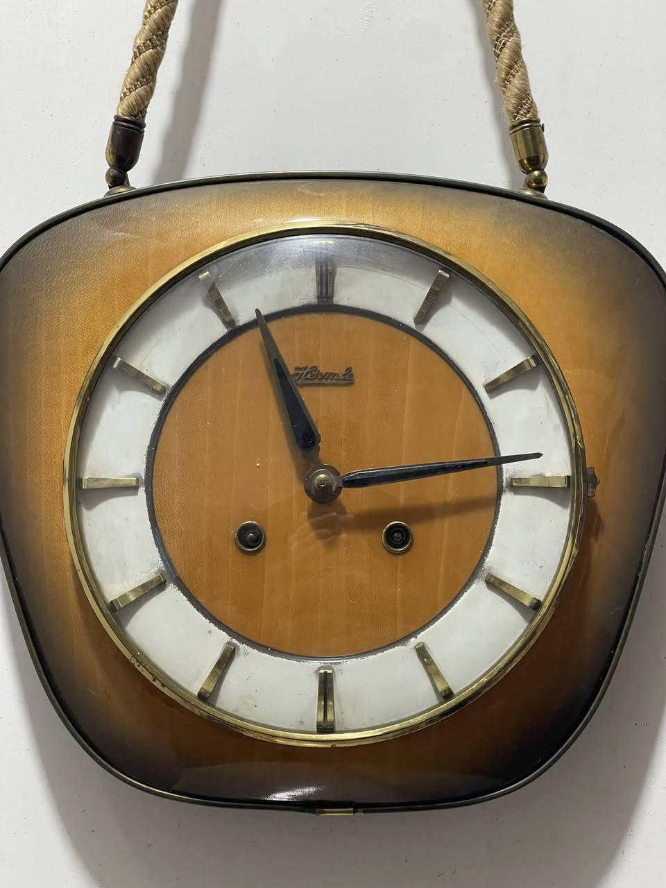 ساعات انتيك الماني تكويك للأستفسار ***********
