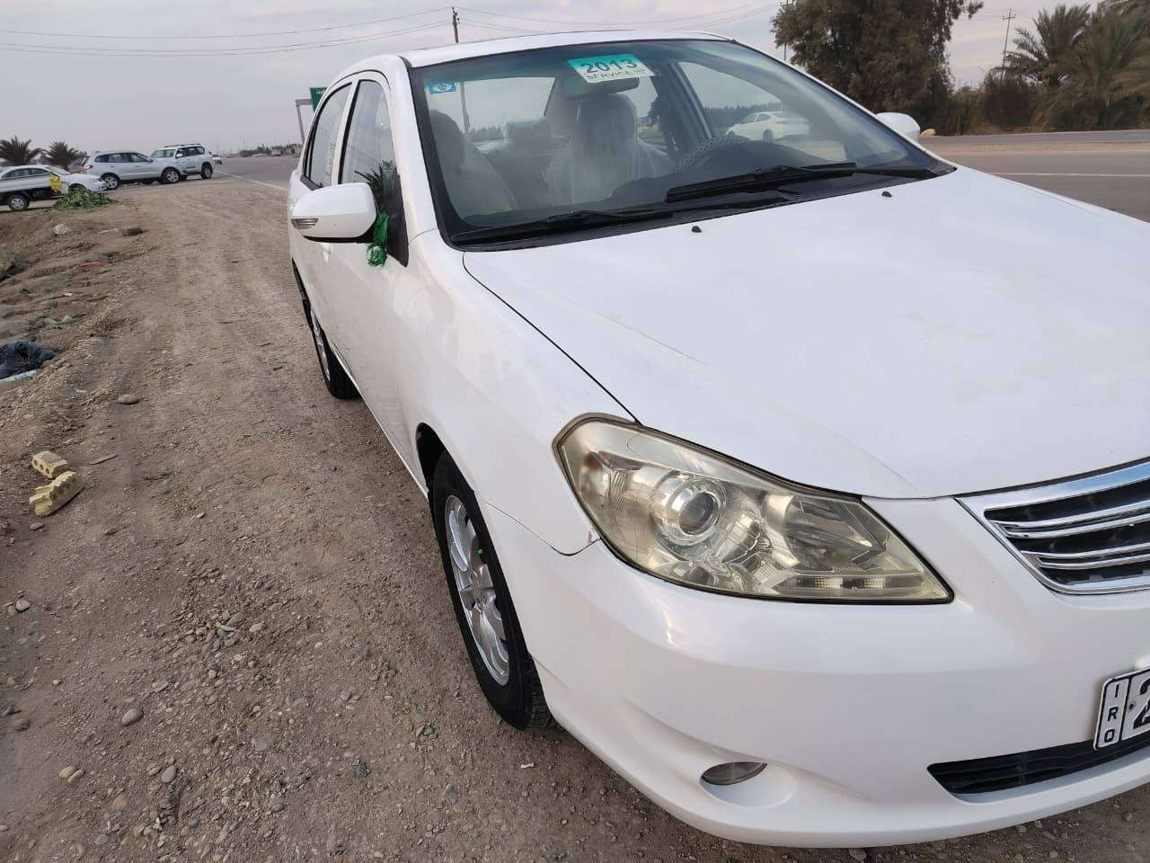 بيوادي جي ثري 2013
رقم واسط انكليزي سنويه لل30
مكفوله من الضربه والصبغ والتبديل فقط هلالت 
مكينه كير خير من الله 
حداديه وتخم تاير جديد كهربائيات كلها شغاله 
مكان الكوت مركز المدينه 
السعر 54 وبيها مجال 
***********
