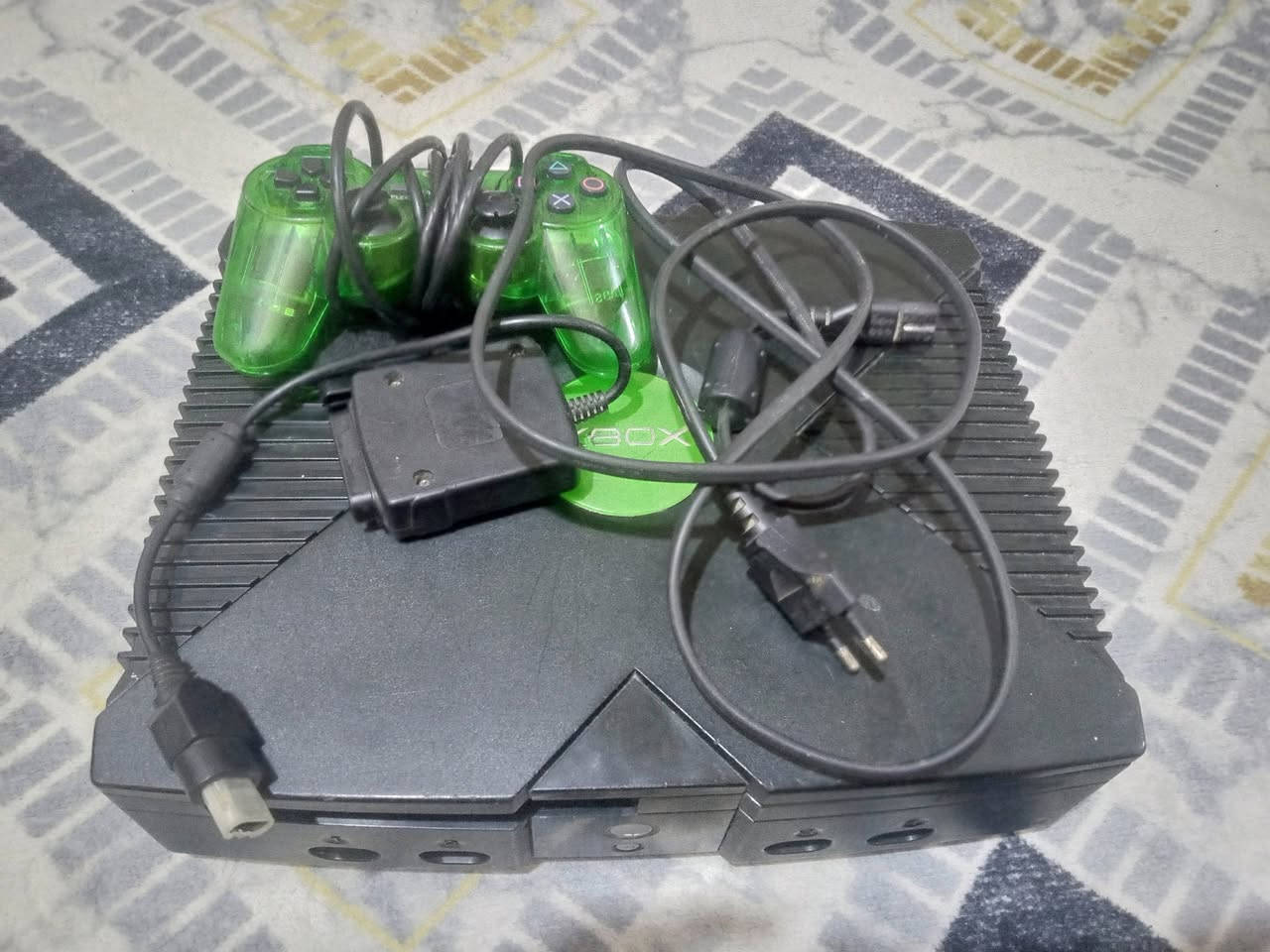 السلام عليكم اكس بوكس اورجال نضيف مع ملحقاته العاب كلش هواي للبيع السعر 50 مكان ناصريه سوق الشيوخ ***********
