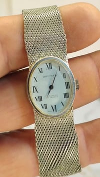 ساعة نسائي • مكينة 17 حجر • شغالة