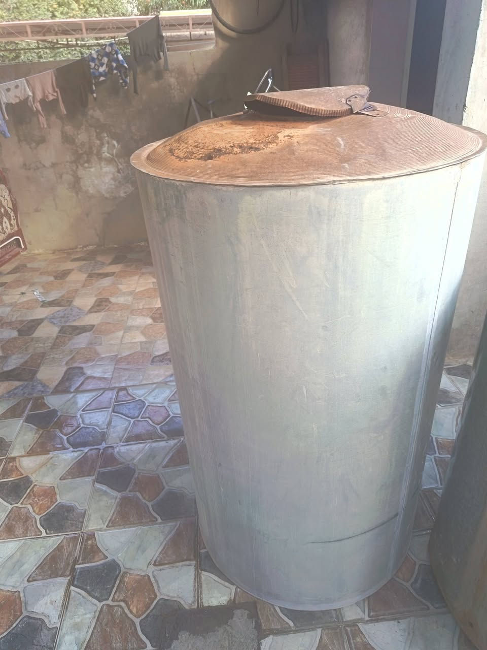 السلام عليكم تانكيات للبيع 75 وبيهن مجال قليل شراي راسلني خاص اي عيب ما بيهن


**إذا كنت صاحب هذا الإعلان وتريد حذفه لأي سبب، رجاءا أرسل رسالة إلى الدعم الفني**