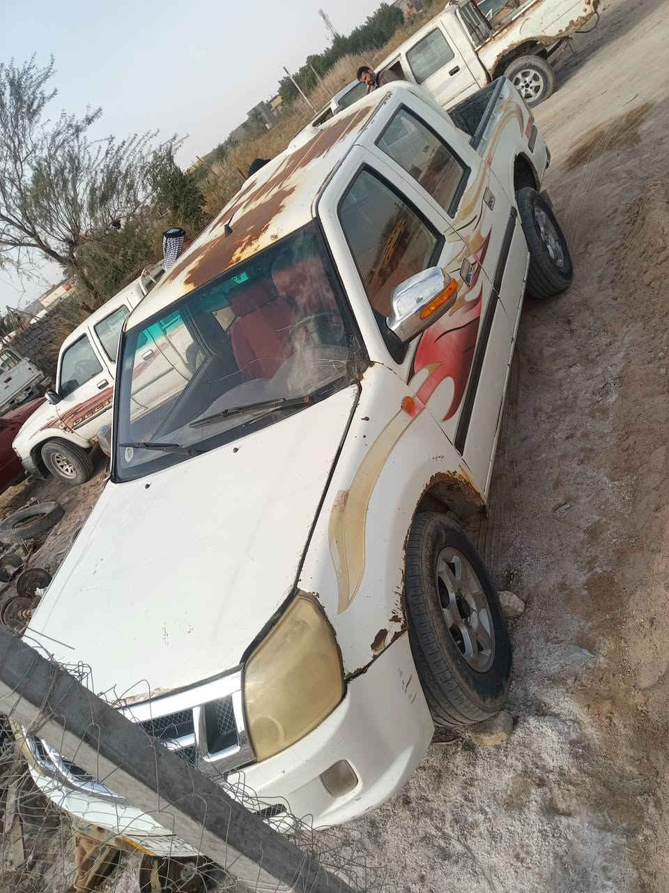 فتون للبيع موديل 2013رقم الاماني سنويه 28مداور خلال اسبوع رقم قادسيه السعر 44ورقه ***********0
