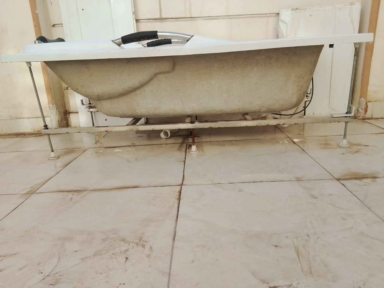 بانيو متحرك حجم الكبير للبيع استعمال قليل جدا نظيف اخو الجديد كربلاء, العراق


**إذا كنت صاحب هذا الإعلان وتريد حذفه لأي سبب، رجاءا أرسل رسالة إلى الدعم الفني**
