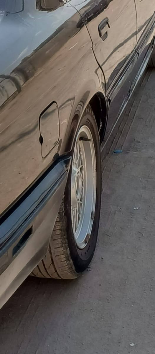 السلام عليكم. تخم ويلات BMW حجم الويل 16 بيزوج تاير ديد مامشي وزوج نص عمر ويلات نضيفة بس واحد بي ثلمات بصيطة ماعليه شي ماينفس.
السعر 200 وهاذ رقم راعيهن لير يد يتواصل ويا ***********
