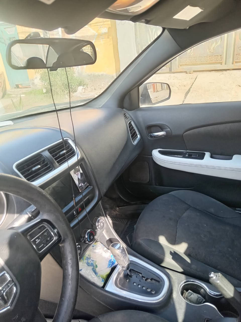 دوج افنجر 2012 كير محرك جديدتخم تاير حداديه جيده غرفه نضيفه100٪ صورة السونار مرفقه السعر 85 ورقه مجال قليل ***********
*********** واتساب
