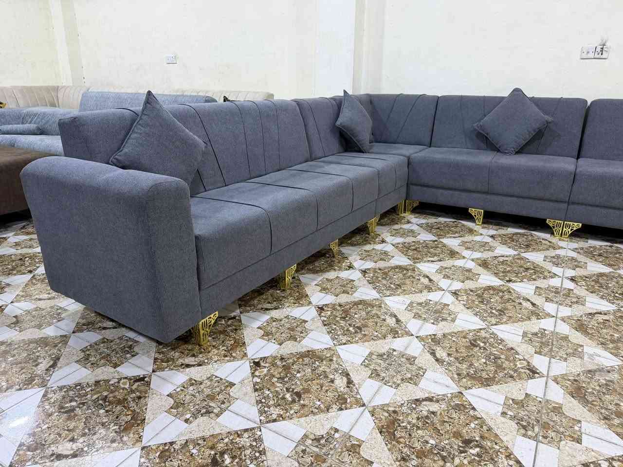 ئةم زاويية ١٠نةفةريية
بؤفرؤشتن لؤك بةكارنةهاتوو
ئيسفنجي ١٠سانتة 
ژم***********
شوين كةلار
