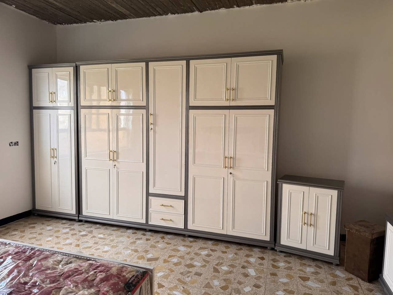 لســـنا الوحيدون لكننا نسعى لنكون الأفضل
❇️اسعااار وعروض مميزة 💥🌸

#لدى_معرض_دبي_للاثاث_المنزلي

🛑كل ماهو جديد ومميز وحصريا في عالم الاثاث للباحثين عن الجمال والذوق الرفيع وبأنسب الأسعار 🌺
 
غرف نوم شغل عراقي ثقيل 

صبغ حراري درجه اولى 

عرض خاص  

🛑موديلات واحجام مختلفه لعشاق الفخامة والتميز تناسب ذوقكم الكريم
❇️العنوان /الموصل الجانب الايمن الصناعه القديمه بالقرب من جامع ابو زعيان ..بأداره الاخــوين
#ذنون_شوكه و #محمود_شوكه

✅التواصل مراسله الصفحه او الاتصال عالارقام التاليه

‭0751 132 8088‬

‭0770 186 4515‬

‭0774 080 6546‬

‭0750 877 9532‬
