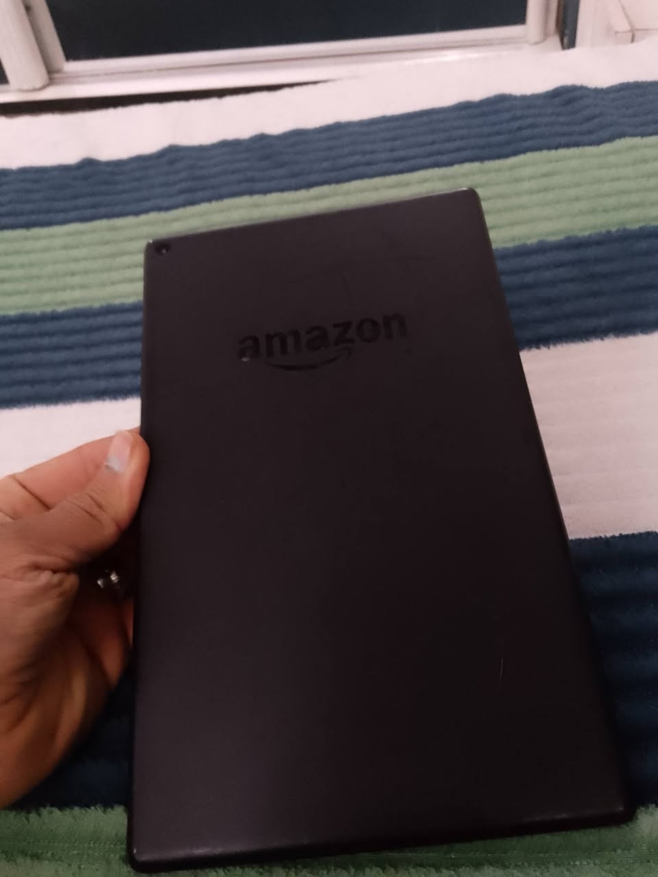 السلام عليكم للبيع ايبادات اثنين للبيع واحد امزون سعرة 80 ابيعة ب45 والثاني ابل البسوك 60 اپيعة ب35 النضافة 90 % اخو الجديد للاستفسار اكثر ***********
