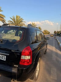 للبيع توسان 2009  سته سلندر v6  محرك 2700 فتحه  السياره ماشيه 160 الف ...