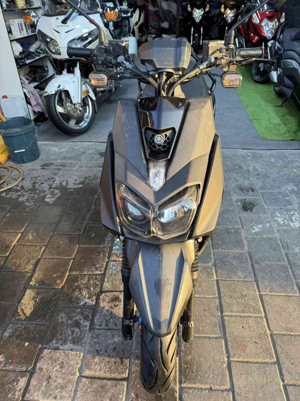 سكنك جبليي حديث  ياباني على صور مزاد ماشيه 20 الف مكاني مدينه الصدر قطاع 41 *********** 
ياباني
