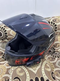 خوذه للبيع بدون جهاز اصليه وزن ريشه سعر ٦٥وبي مجال قليل قياس Lرقمي 077...