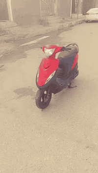 السلام عليكم دراجه ماكس عدله نضيفه كله شغال من الايت للبكلايت مفتوحه بس بستم السعر خاص  المكان الناصريه مركز  الرقم***********
