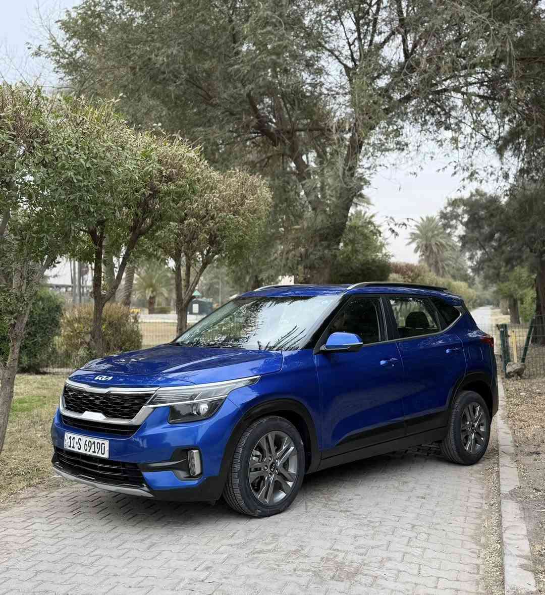 السلام عليكم
كيا سيلتوس S
موديل : 2021 
ماشية : 40 الف 
المواصفات 
شاشة 
كاميرا 
تحكم ستيرن جهتين 
كروز سرعة 
فور ويل 4*4
كشنات تدفئه 
المكينة 2000 دوش 
رادارات 
تحديد مسار 
قيادة ذاتية 
لد امامي 
بلوجكتور لد 
ويل كب كروم 
اشاير بالمري 
انظمة قيادة( SPORT. ECO )
(رقم بغداد الجديد مشروع وطني بأسمي )
الحادث : جاملغ امامي فقط . ( صور الحادث + السونار مرفق )
السعر : 139 وبيها مجال بسيط 
العنوان : بغداد الكاظمية قرب مرور الكاظمية معارض جكوك معرض الرحمن . 
للاستفسار 
عبدالرحمن 
 ***********
 ***********
