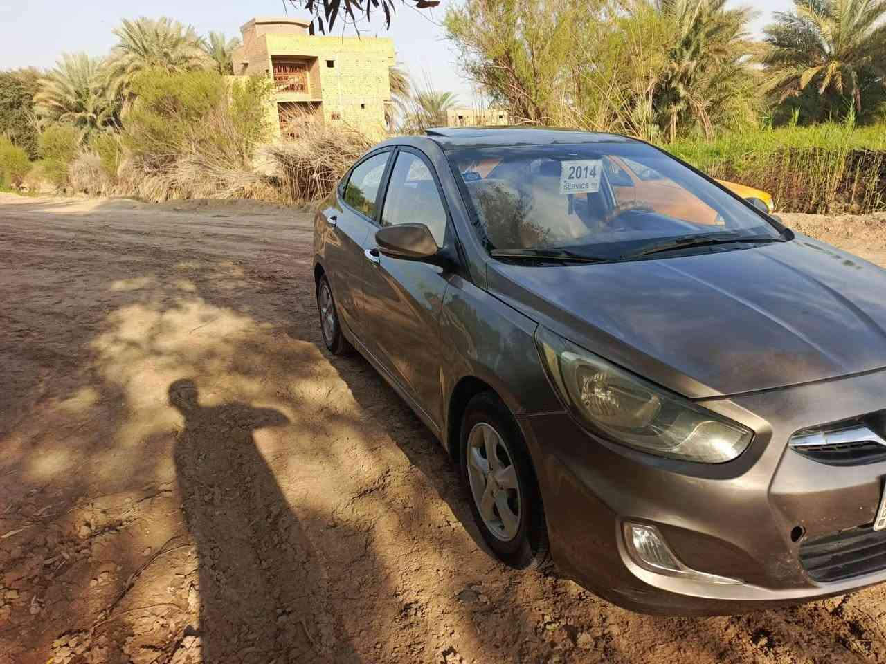 سلام عليكم للبيع اكسنت موديل 2014 خليجي مكينه 1600رقم قادسيه تحويل مباشر سنويه جديده سياره جاهزه كير ومكينه عل شرط تخم تاير جديد حداديه كله جديد سياره مابيه نقص جاهزه سياره بيه صبغ 3 قطع بدون ضربه وبدون فتح اثر جراد صور قبل اصبغ موجوده الاستفسار اكثر***********مكاني ديوانية دغاره سعر ٧٩ وبيه مجال
