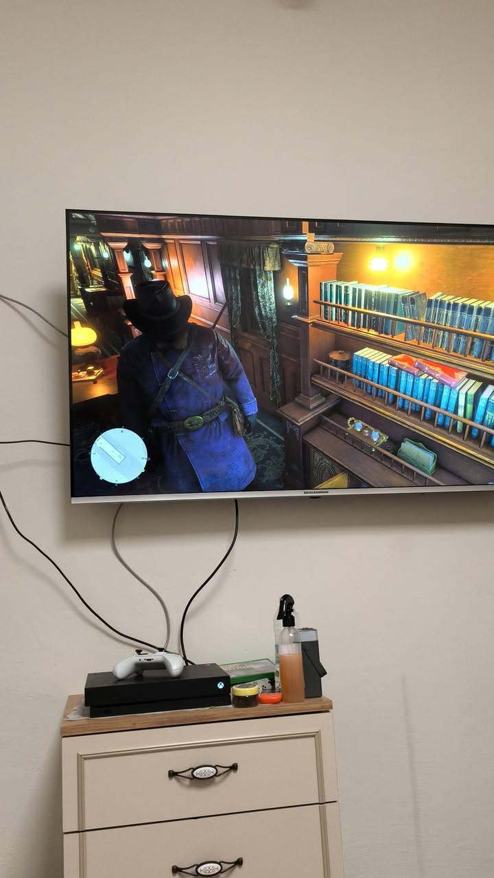 XBOX X 
نظافه 80٪ لوك ستيكر 
ذاكره 1 T
ويا جوستك واحد مال S
بدون اقراص
220 مكاني بصره


**إذا كنت صاحب هذا الإعلان وتريد حذفه لأي سبب، رجاءا أرسل رسالة إلى الدعم الفني**
