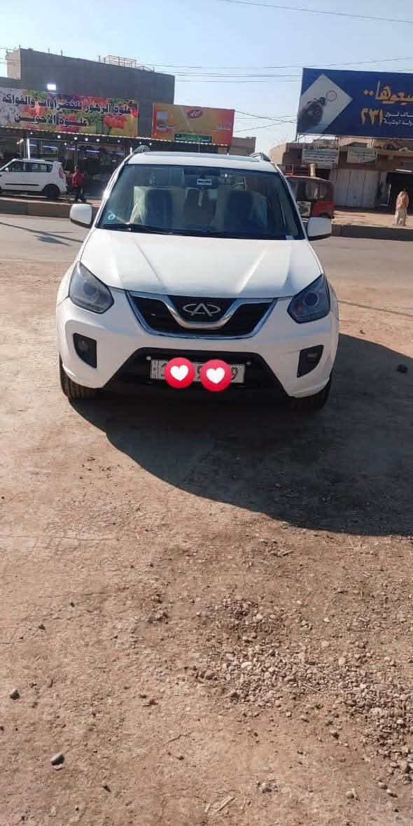 السلام عليكم للبيع شيري تيكو ٢٠١٢ شكل ٢٠١٣ رقم بابل انكليزي الجديد سياره جاهزه مابيه اي نقص كير مكينه صدر أمامي خلفي كله تمام  مكينه ١٨٠٠ كير أوتو كهرباء تبريد ثلج تدفئه بلكشنات كشنات جلد بلاد تحكم ستيرن فتحه كهرباء   مكان السياره بغداد ابو غريب السعر 60 بيه مجال حك الجيه رقم الهاتف ***********
