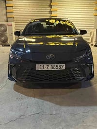 كامري 2025 se  هايبرد   رقم بغداد تحويل ثاني يوم   ماشيه٢٠٠٠٠ كيلو زير...