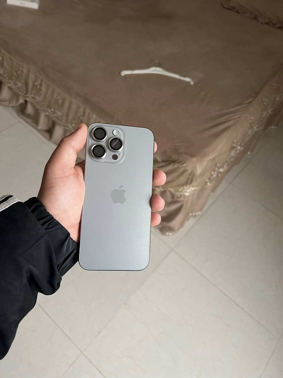 🔵 متوفر
*15 برو  ماكس 🔥

*شرق اوسط عربي (ماستر)✅

*البطآريه 🔋88%

*الذاكره 💿 256

^كامل ملحقات 

*الجهاز قطعه نضيفه كلش وستخدام قليل

^السعر مليون50 

*العنوان /  حله 

للاتصال : 

***********
