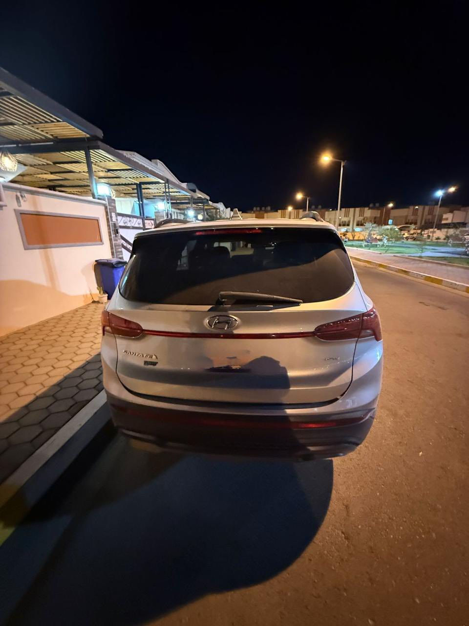 سلام عليكم سورنتو للبيع موديل 23 رقم بصره تحويل ثاني يوم صور حادثها بالمنشور موجودات مكينه 2400 بعد ما اعرف موصفاتها بقت شوف العين السعر 225 وبيها مجال الشراي يخابر ويدلل مكان في البصره مجمع الامل ***********
