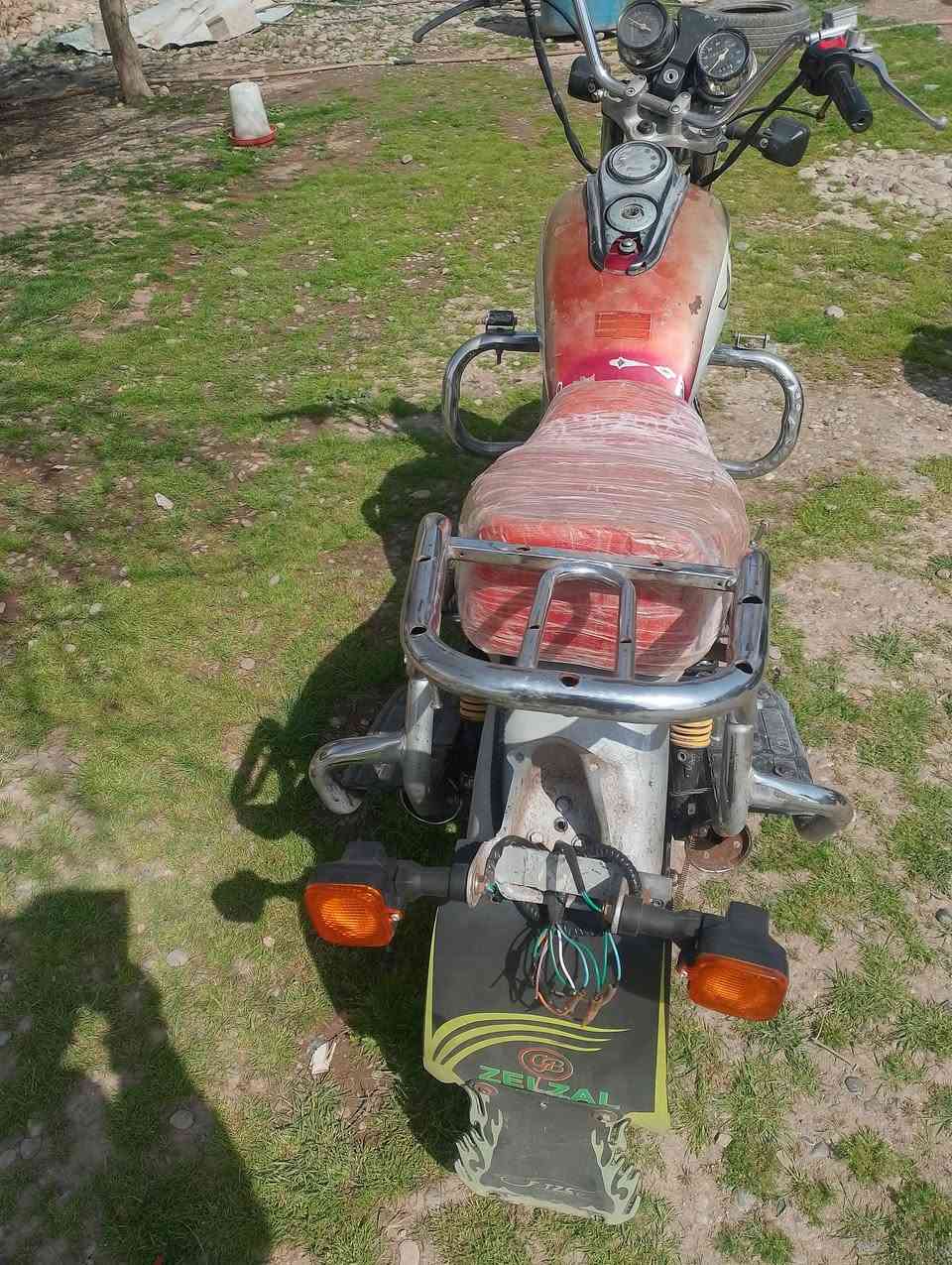 يوجد موطور جني للبيع كلو شغال السعر 300 وبية مجال الرقم ***********
