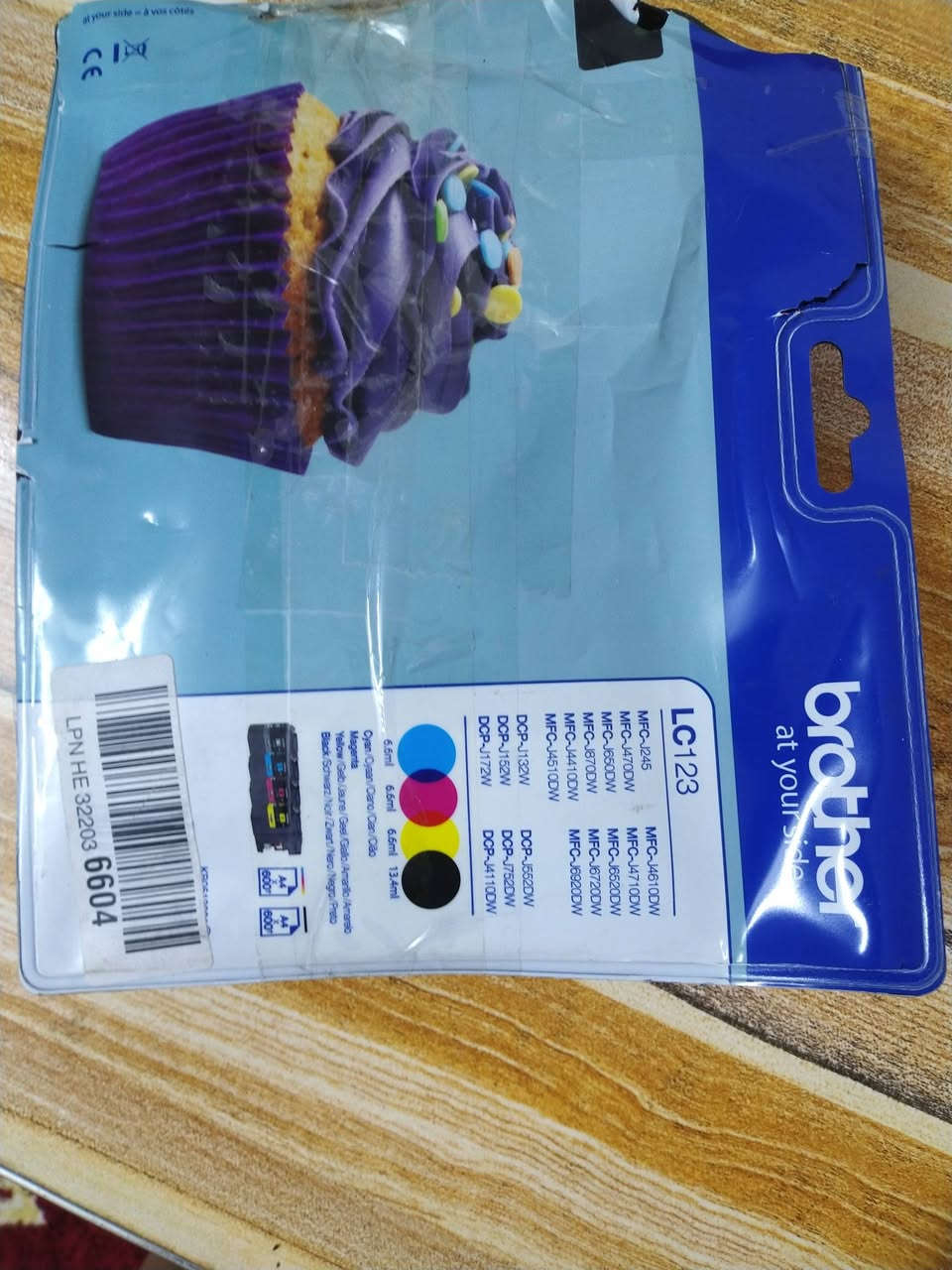 تتوفر كاترجات سائله لطابعات/  hp
وبرذر / و ابسون... التواصل ماسنجر


**إذا كنت صاحب هذا الإعلان وتريد حذفه لأي سبب، رجاءا أرسل رسالة إلى الدعم الفني**