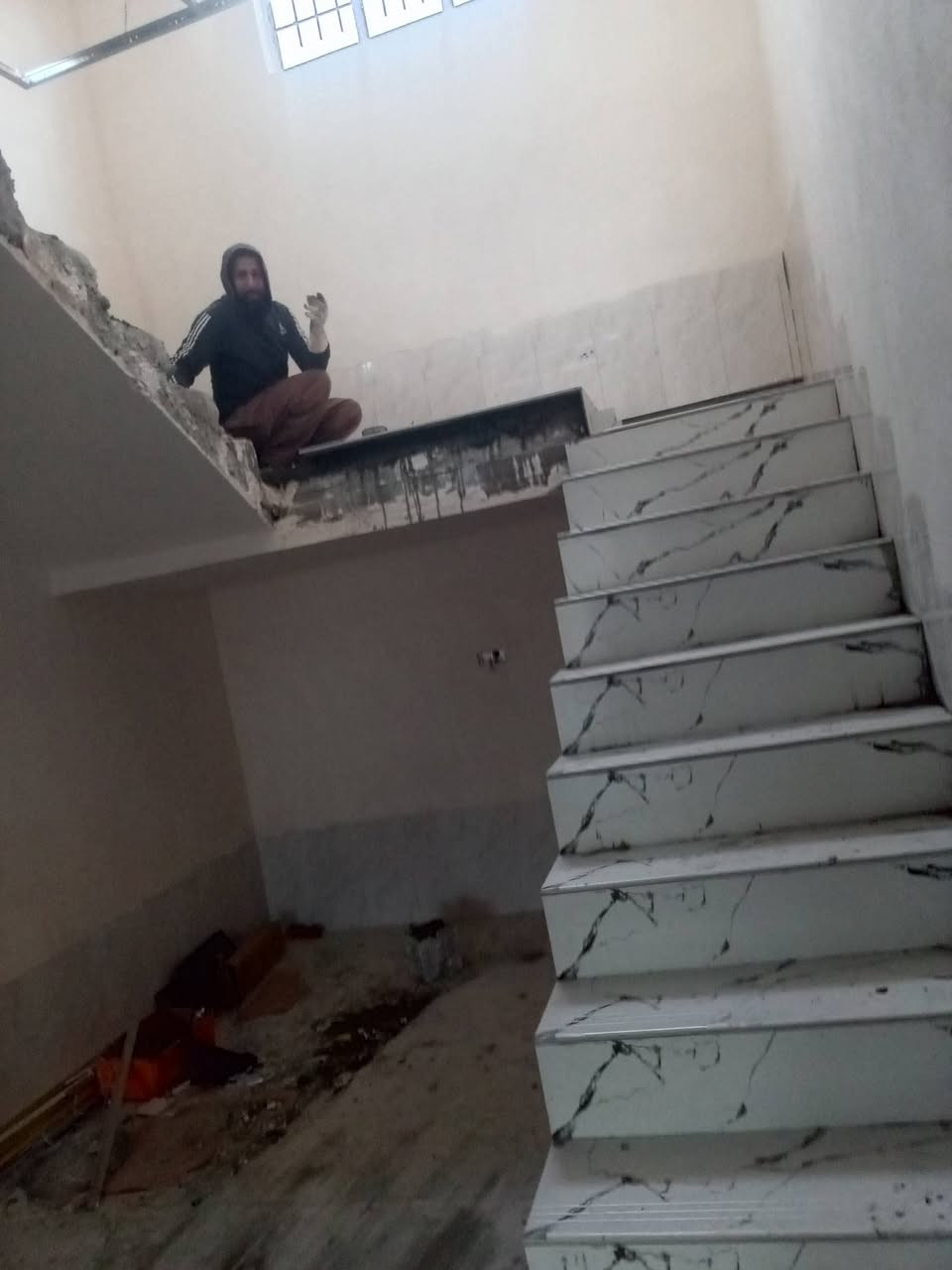 شقل سراميك درجه رقم 1المتر ب3000 متفرق الاستفسار علا رقم *********** ملاحضه ما نتعامل بدين
