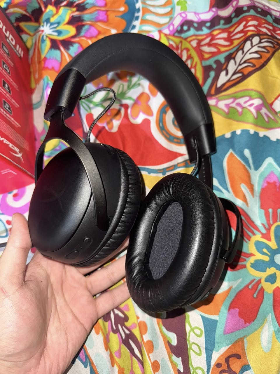 سماعه هايبر اكس لفل3 واير ليس جديده  بس مفتوحه من الكارتونه مملعوب حتى بيها *********** سعرها 110
