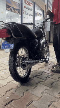 دراجة ايراني 2017 تانكي جديد تايرات جدد وياله جدد صفح كليج جديد دبلات خلفي جديد كهربائيات فول صالنصه جديدة دراجة شلعه معدل شرط✈️ دراجة بدون نواقص بس شغل واطلع سعر ٢٦٥ و بي مجال ***********
