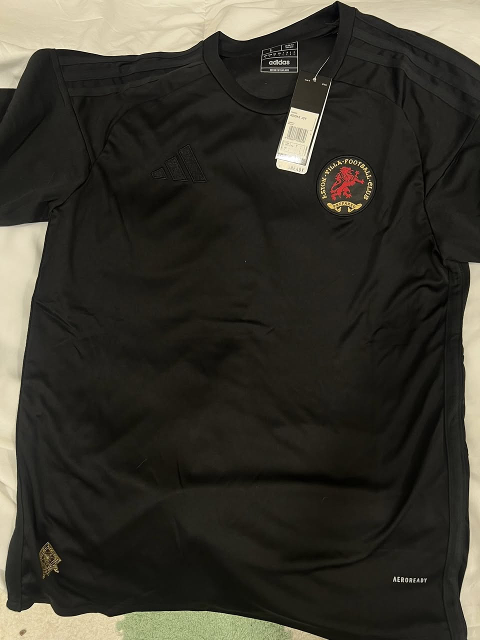 وينهم عشاق البريميرليغ واستون فيلا جبتلكم قطعة مامتواجدة بالعراق كله 😂اديداس تايلندي اصلي  قياس لارج خامة مثل ماواضحة بالصورة  للحجز مراسلتنا خاص


**إذا كنت صاحب هذا الإعلان وتريد حذفه لأي سبب، رجاءا أرسل رسالة إلى الدعم الفني**