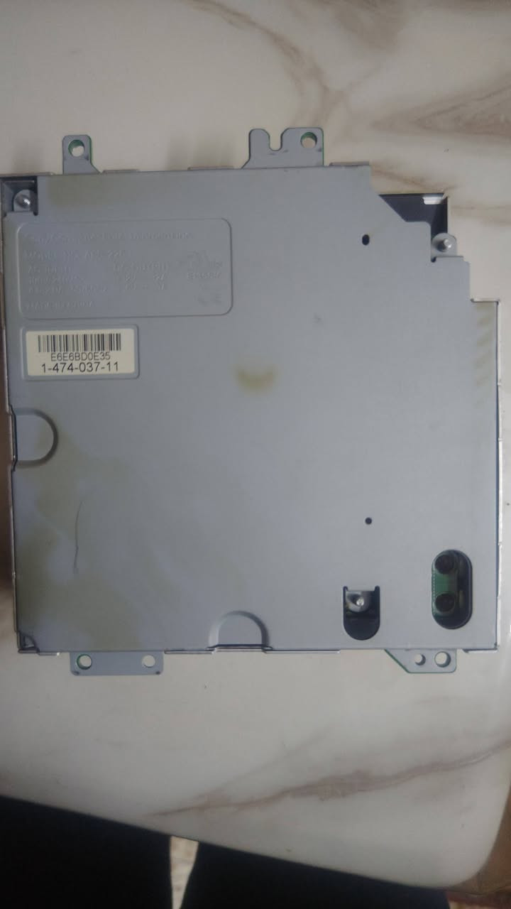 السلام عليكم متوفر power supply بلي 3 اصلي تفصيخ التجاري خلص سعر القطعة 15 وبيهه مجال للإستفسار اكثر ***********
