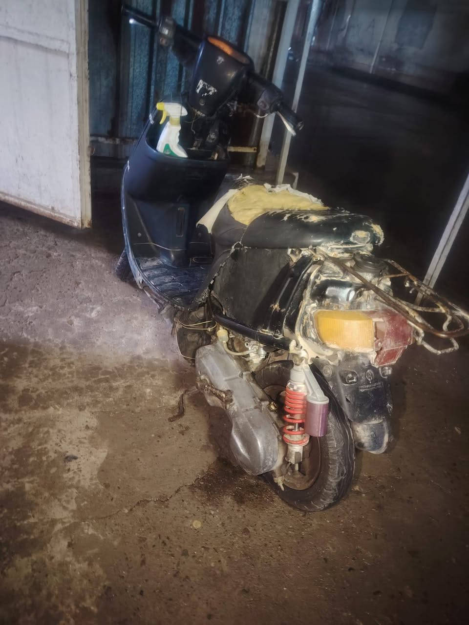 السلام عليكم ماطور بوتين للبيع ناقصو بس درع ورة كلشي مابي كدام عينك السعر 150 وبي مجال الشراي يجي خاص


**إذا كنت صاحب هذا الإعلان وتريد حذفه لأي سبب، رجاءا أرسل رسالة إلى الدعم الفني**