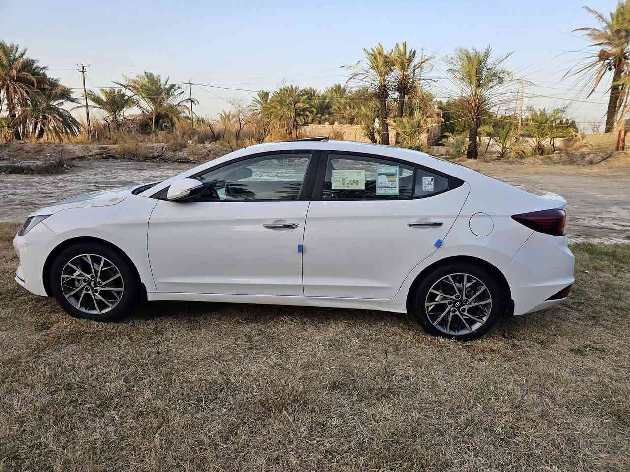 السلام عليكم
النتره 2020خليجي
كفاله عامه رقم بغداد نكليزي حره تحويل 
سنويه 31تنتهي
فول مواصفات بصمه فتحه حساس خلفي امامي 
كشنات جلد مرايه شفط مكينه ما مفتوحه ماشيه130فقط تخم تاير حداديه كله جديد ما متعوبه سياره ستخدام شخصي السعر 165 
الاتصال على رقم ***********
مكان سياره ناصريه
