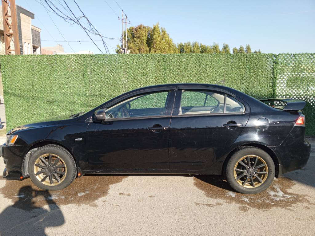 لسلام عليكم اخواني الاعزاء من رخصة الادمن المحترمين للبيع لانسر قرش فئة EX خليجية موديل 2016 رقم بغداد دولي جديد بسمي مكينة 1600 دوش كير AT مكفولة من الصبغ والتبديل فقط جراد بسيط مكينة كير مكفولات خير من الله تبريد ثلج منظومة جديدة تخم تاير جديد صدر أمامي خلفي جيد جدا شاشة أعطال ابلادية مع شاشة وكامرة لاب تاب HD اشاير بالمري العنوان بغداد الدورة السعر 107 هاتف 
***********
***********
اسف على الاطال بغداد, العراق
