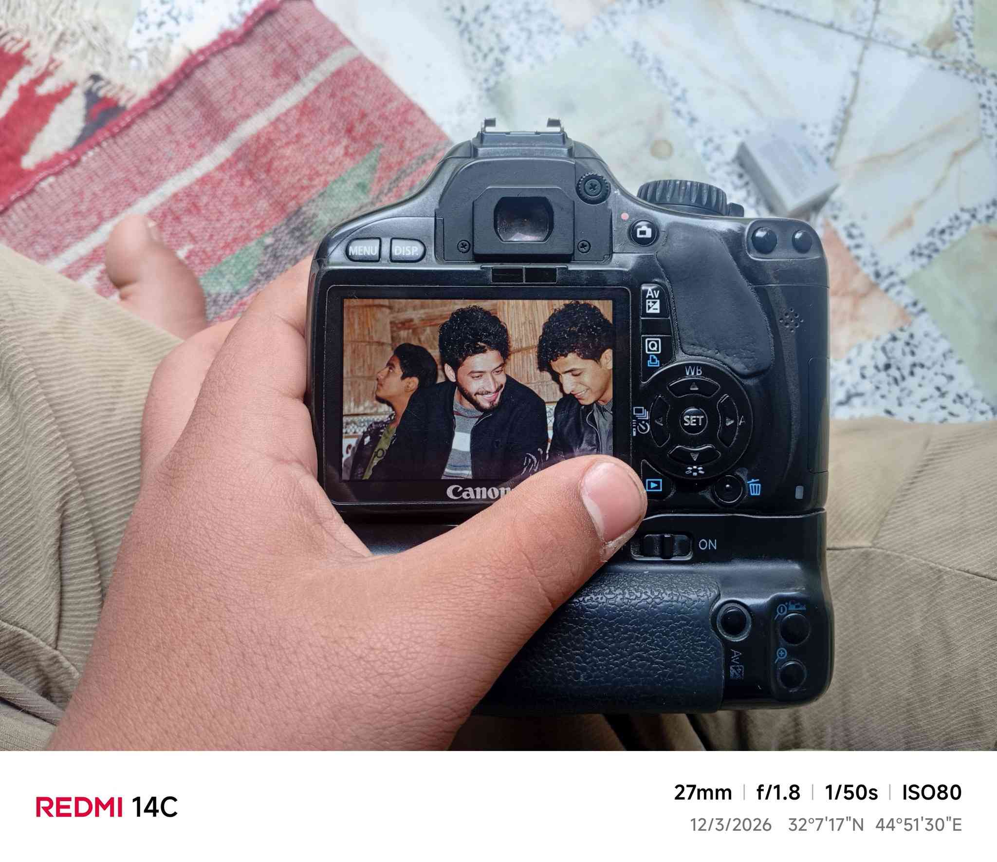 سلام عليكم كامره للبيع بدون مراوس الكامره صوره كلش حلوه النوع كانون دي 550
الملحقات
زوم300.70
هود
كرب
بطاريات.2
حلقات
جنطة حجم كبير
شاحنه 
واير شحن 
رام 32
حزام كتف
_________________________________
الكاميرا خير من الله صوره واحد عله واحد 
السعر 375وبيه مجال مكاني الديوانيه
ماعندي توصيل


**إذا كنت صاحب هذا الإعلان وتريد حذفه لأي سبب، رجاءا أرسل رسالة إلى الدعم الفني**