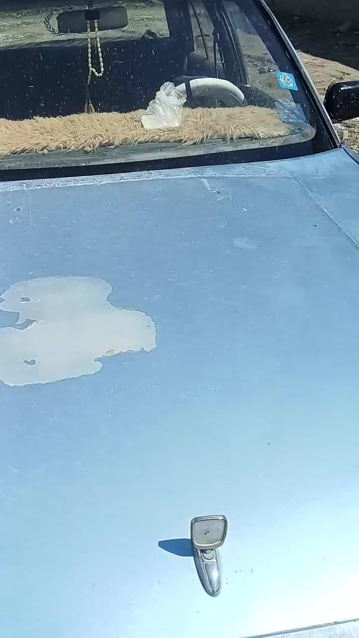 سياره سيدان للبيع رقمه قادسيه مكانه سماوه سنويته للواحد وتلاثين رقمه انكليزي مكينه وكير محور بطه سعره 35 وبيه مجال اتصال على هذا الرقم ***********
