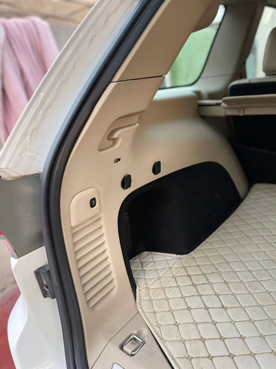 🧿عـــلـئ بــــركـــة الـــلـــه🧿
 خليجي وكالة  هارلم
🛞نــوع الــمـركـبة:- جيب لاريدو خليجي 

🪙الـــــمــوديــــل:2017

⚙️حــجـم الـمـحرك:-3.600

🧭الــــعـــــــــداد:85 حقيقي
💌الـــــــوحـــــــة:-سليمانيه الدولي تحويل مباشر
     💎💎الـــــــمــــواصــــفــــات💎💎
♦️شاشة كبيرة
♦️بنوراما 

♦️دفع رباعي 

♦️كامرة خلفية

♦️بصمة تشغيل 

♦️بصمة أبواب

♦️تشغيل عن بعد

♦️شفتات 

♦️تحكم أستيرن+ كهربائي + تدفئة 

♦️لد نهاري 

♦️أشاير بلمري + قلاب عند الرجوع 
♦️كشنات الأمامي كهربائي
♦️ تدفئة كشنات + تبريد
♦️رادار أمامي للتوقف الذاتي 

♦️تحديد المسار للقيادة الذاتية 

♦️رادار خلفي للتوقف الذاتي
♦️لايت زنون

♦️حساس خلفي+ أمامي
♦️حساسات أمامي + خلفي
♦️جنطة كهربائية 
سعر اتصال 

📞——————————————————-📞

📩للاستفسار__والتواصل :- عــلـى الارقام الموجودة

الاســـــيـــا :***********

📍📍📍

العنوان:-بغداد -
