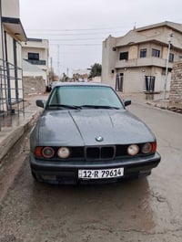 سيارة بي ام للبيع موديل 90 حجم 520 كبس نظيف بدون اي ضرر   السعر 48 وبي...