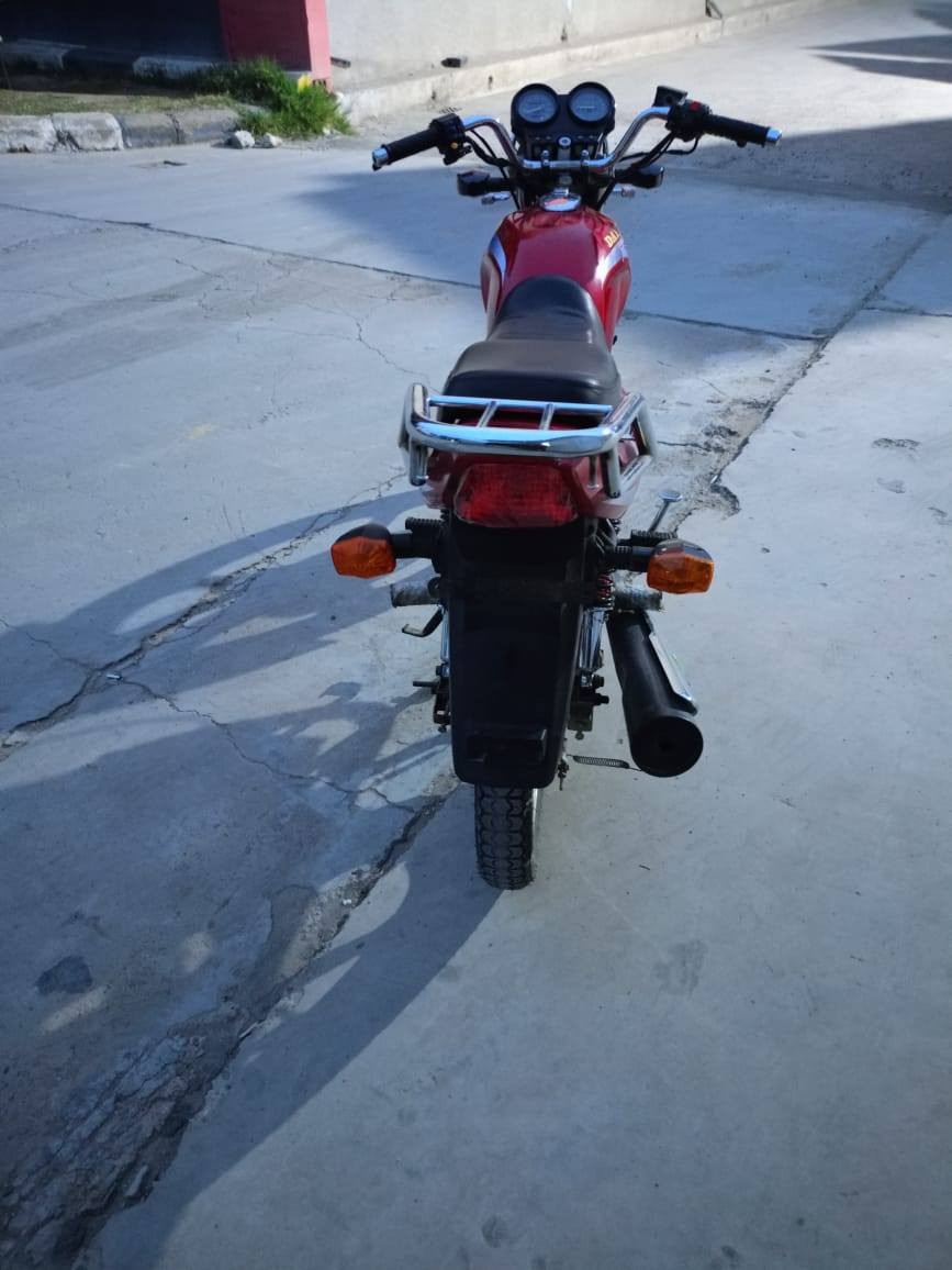 اسلام عليكم دراجه للبيع دايون عضم موديل 18 لون احمر اوراق اصولي كهربائياته كله شغاله ه150 مامفتوحه 
السعر 650 او بيها مجال 
غير متواجد علفيس 
اتصال خادم للمشتري 
***********
مكاني كربلاء الحسينيه البراهميه
