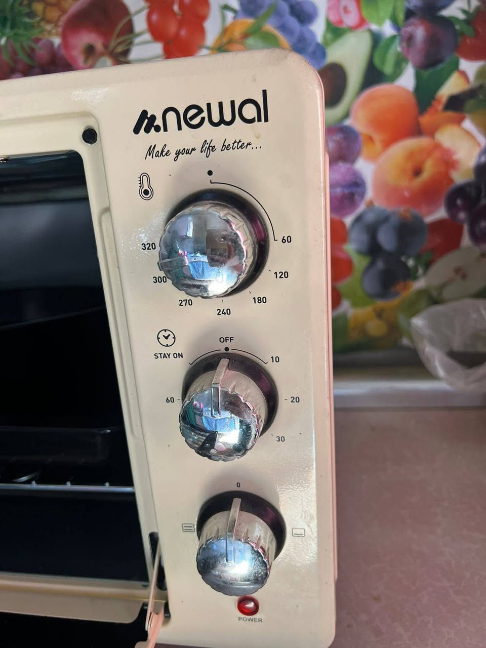 السلام عليكم اوڤن للبيع اخذته 85 اريده 75 شركة نيوال والله العضيم كلش جديد استخدام مرتين فقط حتى كارتونه موجوده  صينيتين دائري ومستطيل حجم 60 استفسار ***********
